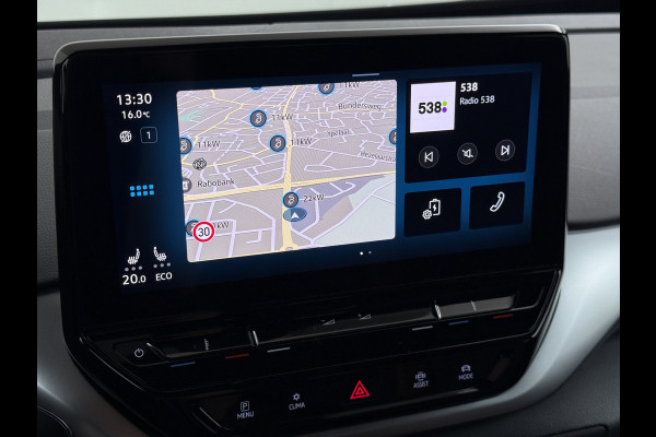Volkswagen ID.4 1st 82kWh SOH 89,4% Trekhaak Warmtepomp Navi Ecc Camera Stoel+Stuurverwarming Apple Carplay Android Auto Pdc Lmv 20" Privacy Glas Led Isofix Voorruitverwarming DAB Rijstrooksensor 1.000KG Trekgewicht 1e Eigenaar Dealeronderhouden Origineel Nederlandse Auto