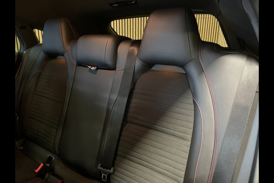 Mercedes-Benz CLA-Klasse Shooting Brake 180|AMG PAKKET|LEDER|CAMERA|CRUISE CONTROL|STOELVERWARMING|NAVIGATIE|NAP|ORG. NL-AUTO|