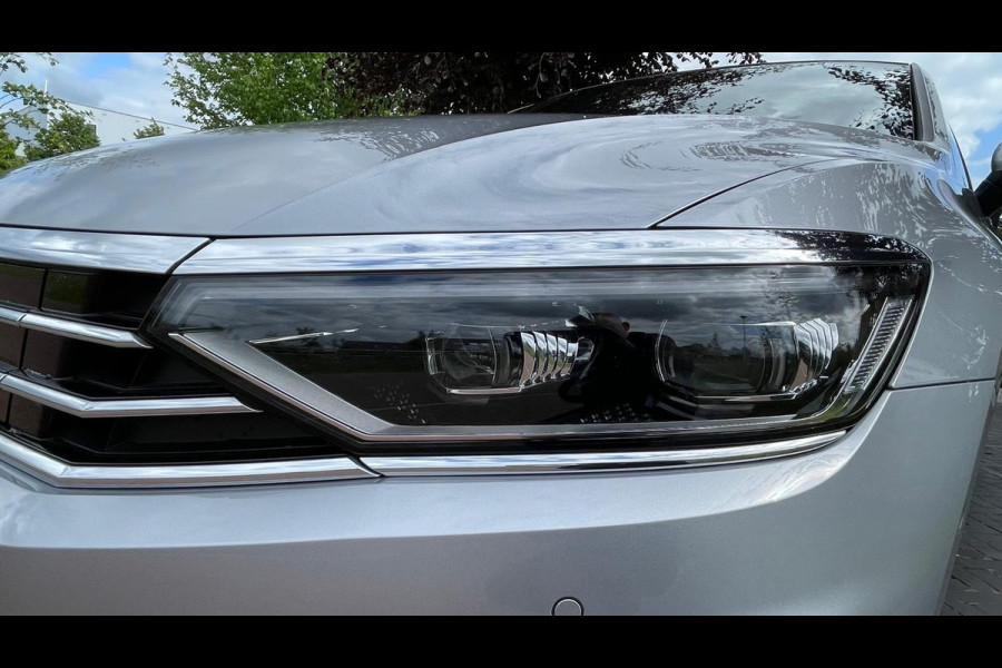 Volkswagen Passat 1.4 TSI PHEV GTE Business | Plug-in Hybride | Panoramadak | Head-up | Nederlandse auto origineel 10.000km | Trekhaak |