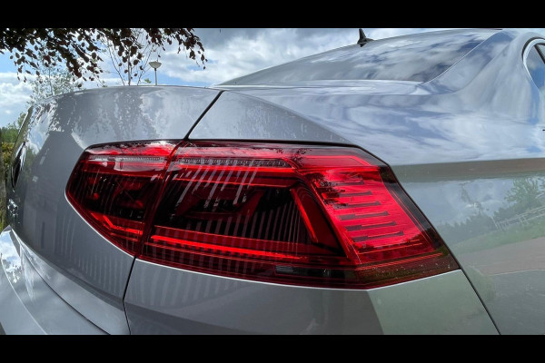 Volkswagen Passat 1.4 TSI PHEV GTE Business | Plug-in Hybride | Panoramadak | Head-up | Nederlandse auto origineel 10.000km | Trekhaak |