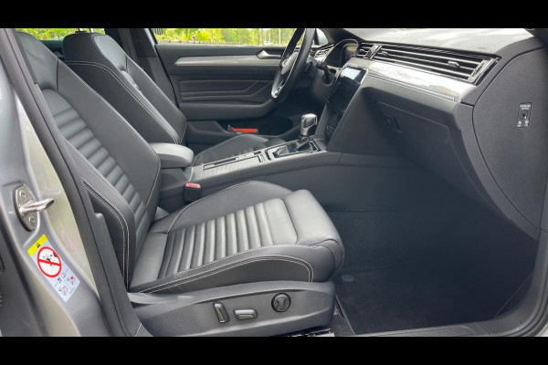 Volkswagen Passat 1.4 TSI PHEV GTE Business | Plug-in Hybride | Panoramadak | Head-up | Nederlandse auto origineel 10.000km | Trekhaak |