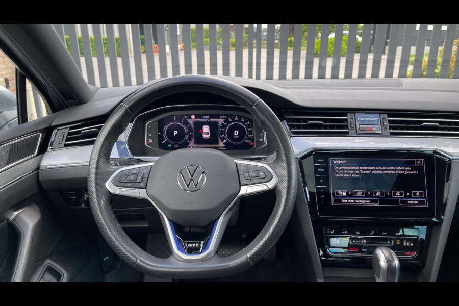 Volkswagen Passat 1.4 TSI PHEV GTE Business | Plug-in Hybride | Panoramadak | Head-up | Nederlandse auto origineel 10.000km | Trekhaak |