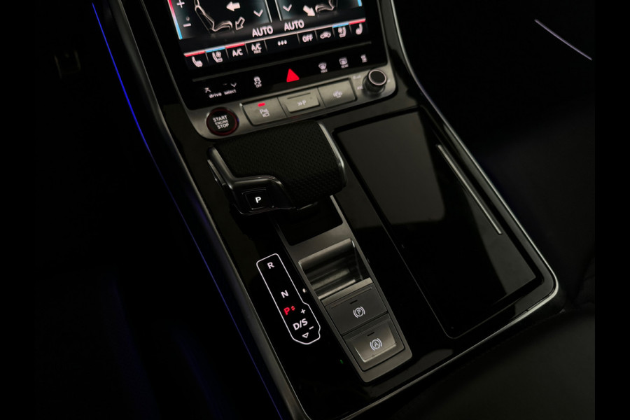Audi RSQ8 4.0 TFSI quattro Pano|Ceramic|HuD|B&O 3D|Trekhaak
