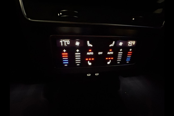 Audi RSQ8 4.0 TFSI quattro Pano|Ceramic|HuD|B&O 3D|Trekhaak