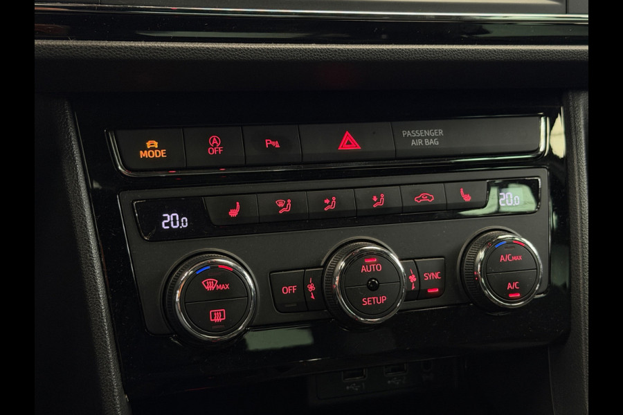 Seat Leon 1.5 TSI FR Edition Panorama CarPlay
