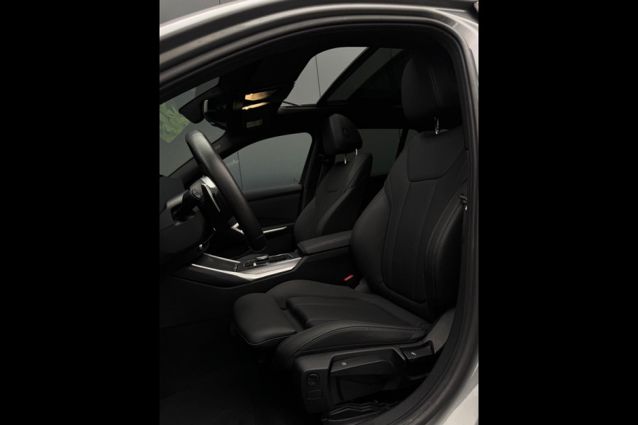 BMW 3 Serie Touring 330e M Pakket | Pano | Widescreen | Trekhaak