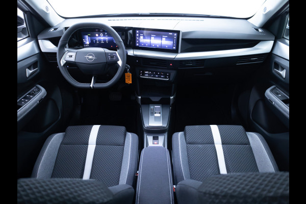 Opel Frontera 1.2 Turbo Hybrid GS 7 persoons | Stoel-, Stuur- & voorruitverwarming | Camera | Apple Carplay | Navigatie | Cruise | PDC V+A, Extra getint glas achter, derde zitrij, Nieuwe auto, tot 8 jaar garantie!