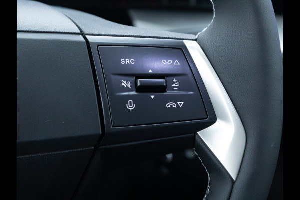 Opel Frontera 1.2 Turbo Hybrid GS 7 persoons | Stoel-, Stuur- & voorruitverwarming | Camera | Apple Carplay | Navigatie | Cruise | PDC V+A, Extra getint glas achter, derde zitrij, Nieuwe auto, tot 8 jaar garantie!
