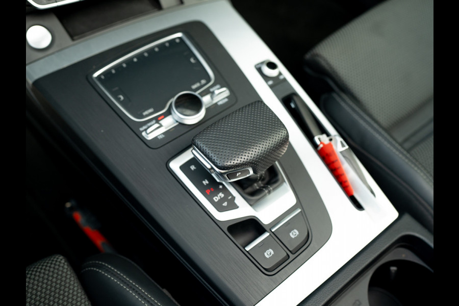 Audi Q5 45 TFSI quattro S edition | Panodak | Apple Carplay/ Android Auto | Elk. A-klep | NL Auto | Prijs Rijklaar!!