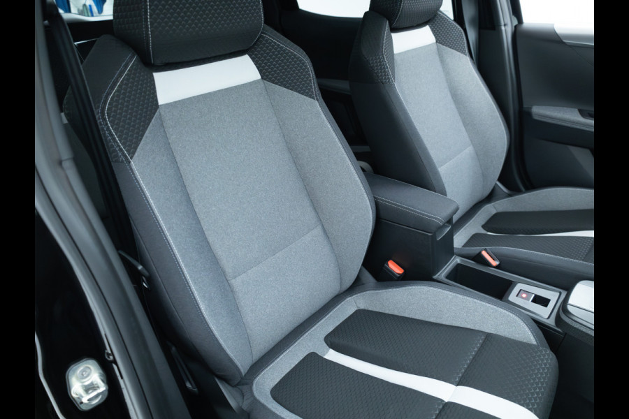 Opel Frontera 1.2 Turbo Hybrid GS 7 persoons | Stoel-, Stuur- & voorruitverwarming | Camera | Apple Carplay | Navigatie | Cruise | PDC V+A, Extra getint glas achter, derde zitrij, Nieuwe auto, tot 8 jaar garantie!