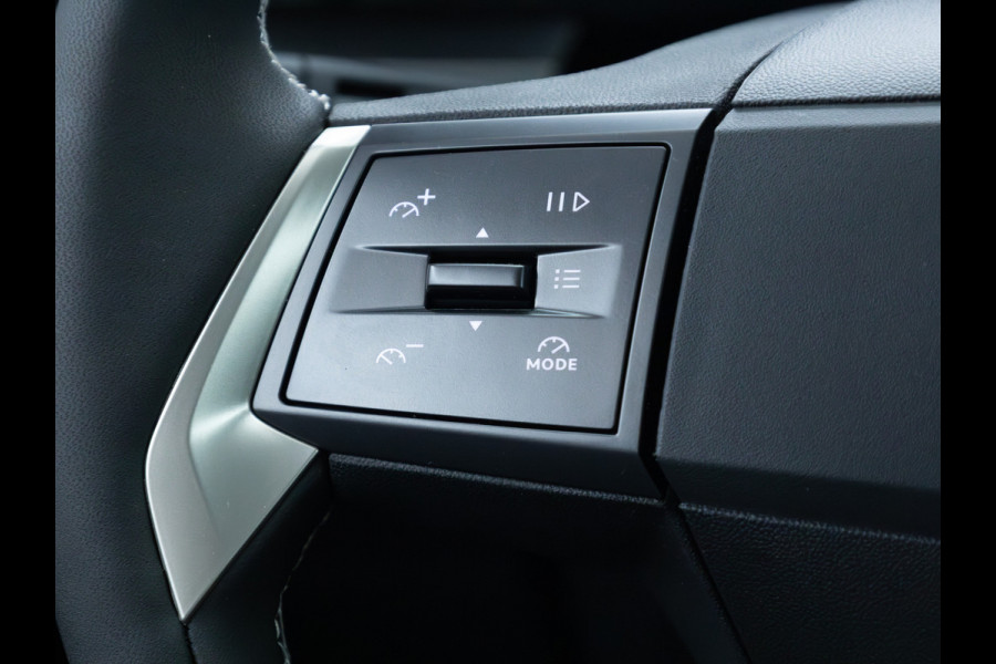Opel Frontera 1.2 Turbo Hybrid GS 7 persoons | Stoel-, Stuur- & voorruitverwarming | Camera | Apple Carplay | Navigatie | Cruise | PDC V+A, Extra getint glas achter, derde zitrij, Nieuwe auto, tot 8 jaar garantie!