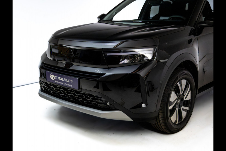 Opel Frontera 1.2 Turbo Hybrid GS 7 persoons | Stoel-, Stuur- & voorruitverwarming | Camera | Apple Carplay | Navigatie | Cruise | PDC V+A, Extra getint glas achter, derde zitrij, Nieuwe auto, tot 8 jaar garantie!