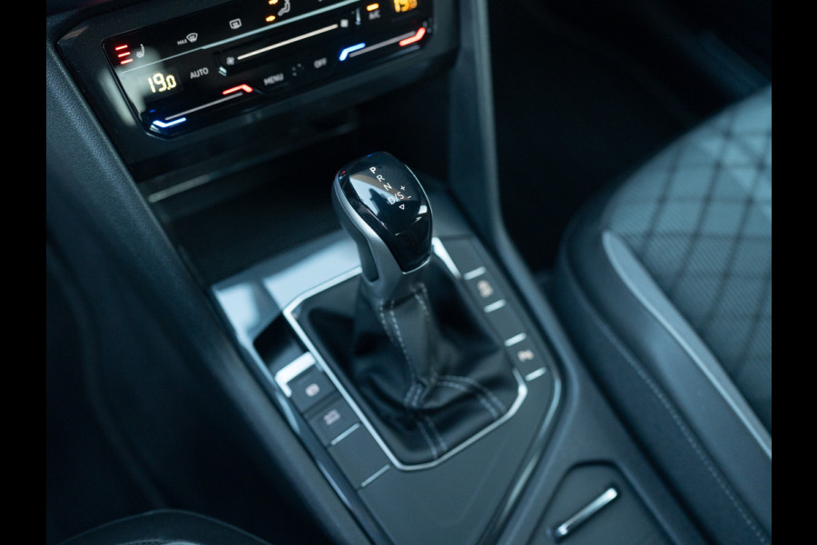 Volkswagen Tiguan 1.5 TSI R-Line Business+ | Trekhaak wegkl. | 20" | Elk. A-klep | IQ Light | Camera | Prijs Rijklaar!!