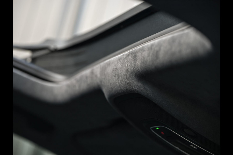 Audi Q8 60 TFSI e quattro Pro Line S Competition | S- Seats | Achterasbesturing | B&O advanced | Soft close | Trekhaak | Ambiance plus pakket | Memory seats | Carobn inleg