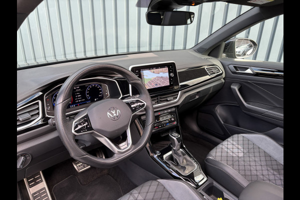 Volkswagen T-Roc 1.5 TSI R-Line Business+ | Pano | Afnb. Trekhaak | Keyless | Elk. A-klep | Side Assist | Camera | IQ Light | 19'' | Prijs Rijklaar!!