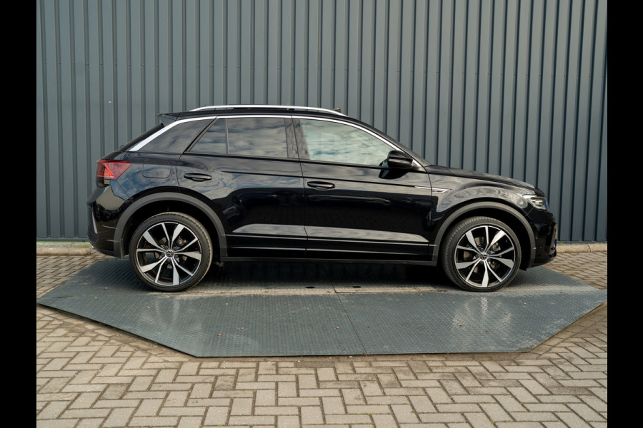 Volkswagen T-Roc 1.5 TSI R-Line Business+ | Pano | Afnb. Trekhaak | Keyless | Elk. A-klep | Side Assist | Camera | IQ Light | 19'' | Prijs Rijklaar!!
