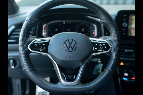 Volkswagen T-Roc 1.5 TSI R-Line Business+ | Beats | IQ Light | Camera | 19" | Prijs Rijklaar!!