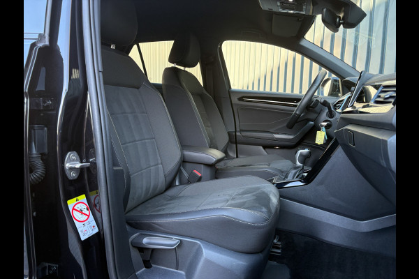 Volkswagen T-Roc 1.5 TSI R-Line Business+ | Beats | IQ Light | Camera | 19" | Prijs Rijklaar!!
