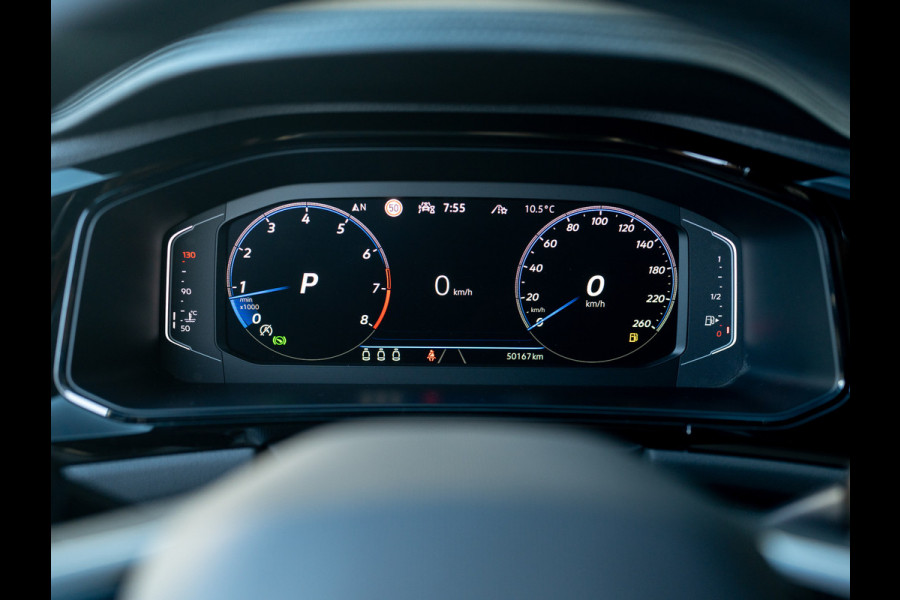 Volkswagen T-Roc 1.5 TSI R-Line Business+ | Beats | IQ Light | Camera | 19" | Prijs Rijklaar!!