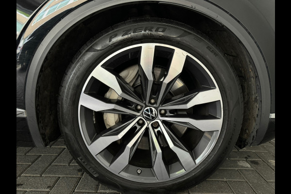 Volkswagen Touareg 3.0 TSi e-Hybrid 4M R Pano|Memory|Trekhaak