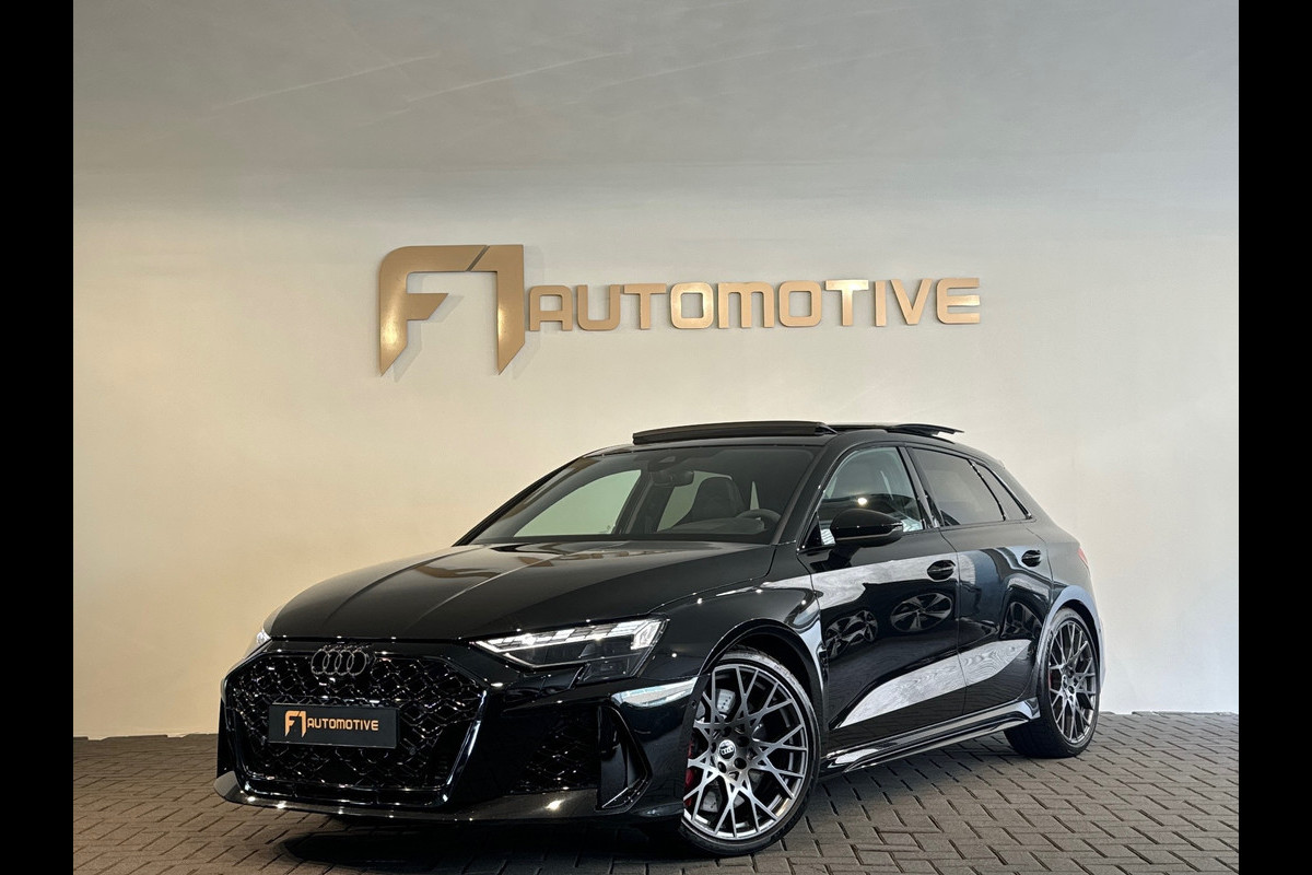 Audi RS3 Sportback 2.5 TFSI quattro Pano|Kuip|HuD|Sonos|VOL