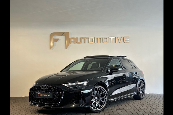 Audi RS3 Sportback 2.5 TFSI quattro Pano|Kuip|HuD|Sonos|VOL