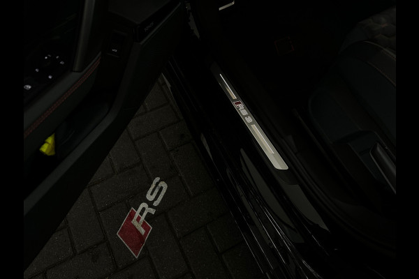 Audi RS3 Sportback 2.5 TFSI quattro Pano|Kuip|HuD|Sonos|VOL