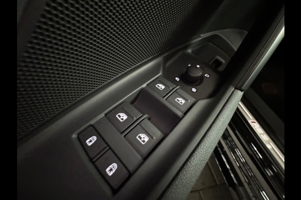 Audi RS3 Sportback 2.5 TFSI quattro Pano|Kuip|HuD|Sonos|VOL
