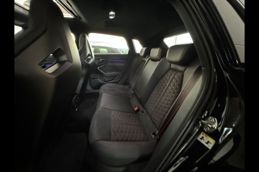 Audi RS3 Sportback 2.5 TFSI quattro Pano|Kuip|HuD|Sonos|VOL