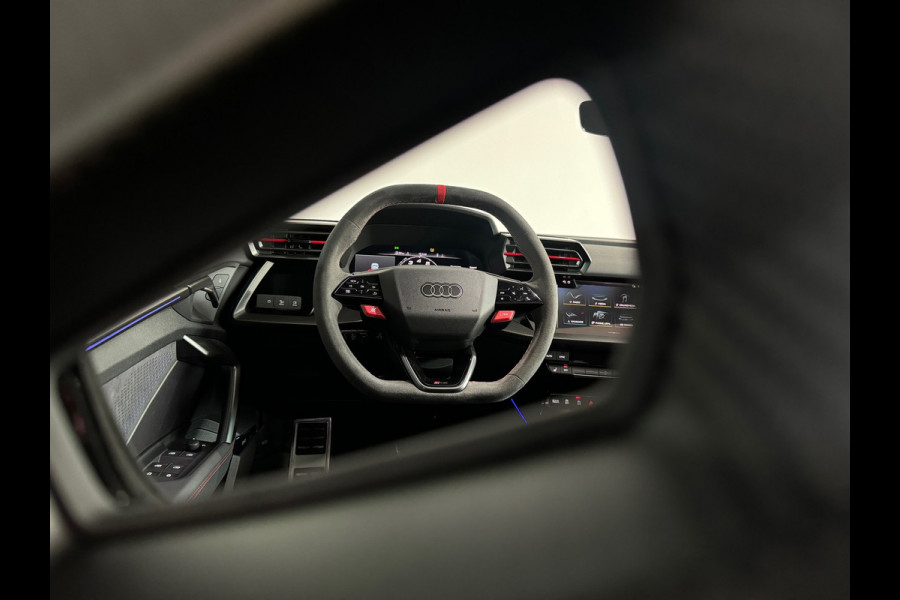 Audi RS3 Sportback 2.5 TFSI quattro Pano|Kuip|HuD|Sonos|VOL