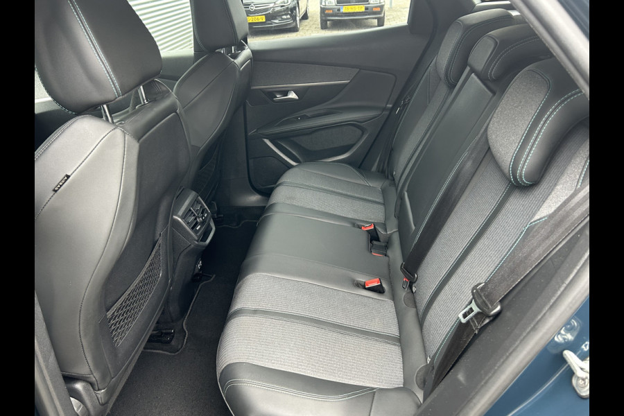 Peugeot 3008 BWJ 2021 | 1.2PT 131PK Allure | TREKHAAK | CLIMA | NAVI | CARPLAY | 18'' LMV | PDC 2X | PRIVACY GLASS | LEDER/STOF |
