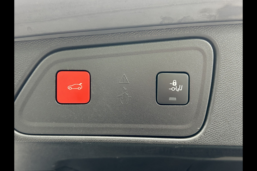 Peugeot 3008 BWJ 2021 | 1.2PT 131PK Allure | TREKHAAK | CLIMA | NAVI | CARPLAY | 18'' LMV | PDC 2X | PRIVACY GLASS | LEDER/STOF |