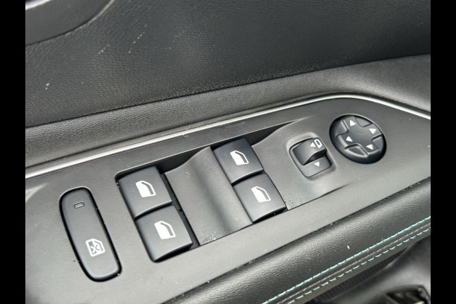 Peugeot 3008 BWJ 2021 | 1.2PT 131PK Allure | TREKHAAK | CLIMA | NAVI | CARPLAY | 18'' LMV | PDC 2X | PRIVACY GLASS | LEDER/STOF |