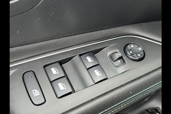 Peugeot 3008 BWJ 2021 | 1.2PT 131PK Allure | TREKHAAK | CLIMA | NAVI | CARPLAY | 18'' LMV | PDC 2X | PRIVACY GLASS | LEDER/STOF |