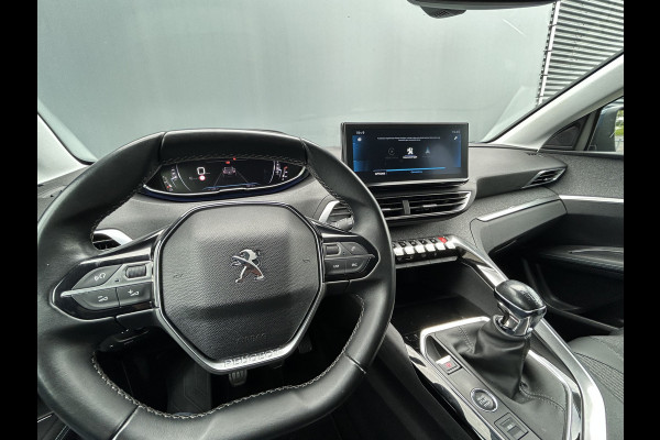 Peugeot 3008 BWJ 2021 | 1.2PT 131PK Allure | TREKHAAK | CLIMA | NAVI | CARPLAY | 18'' LMV | PDC 2X | PRIVACY GLASS | LEDER/STOF |