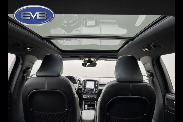 Volvo XC40 Recharge P8 AWD 408 pk R-Design, panoramadak, trekhaak, harman cardon, VOL OPTIES, NL auto met nap