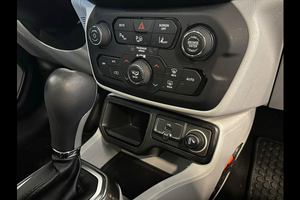 Jeep Renegade 1.3T Freedom|NAP|PANO|AUTOMAAT|