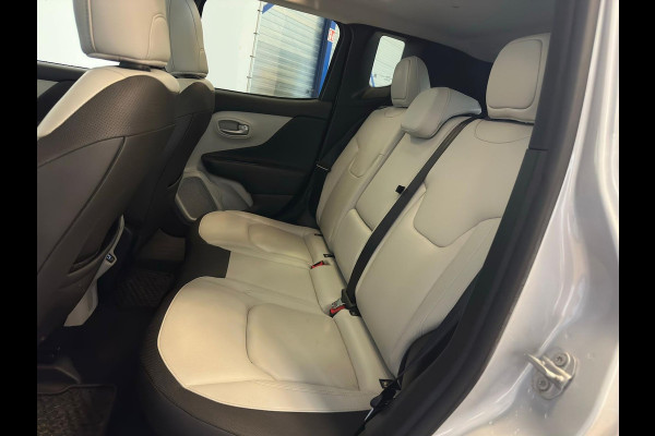 Jeep Renegade 1.3T Freedom|NAP|PANO|AUTOMAAT|