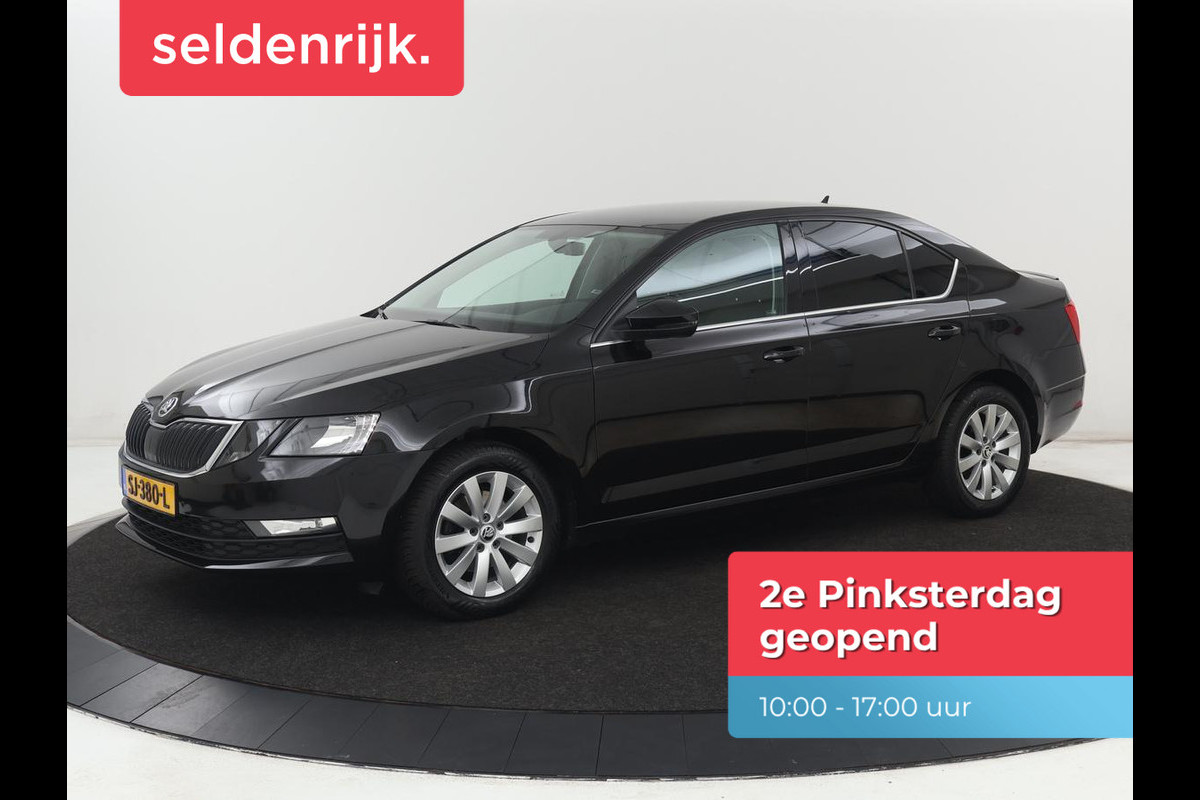 Škoda Octavia 1.5 TSI Ambition Business | Automaat | Trekhaak | Carplay | Navigatie | Parkeerhulp | Climate control | Bluetooth | Cruise control