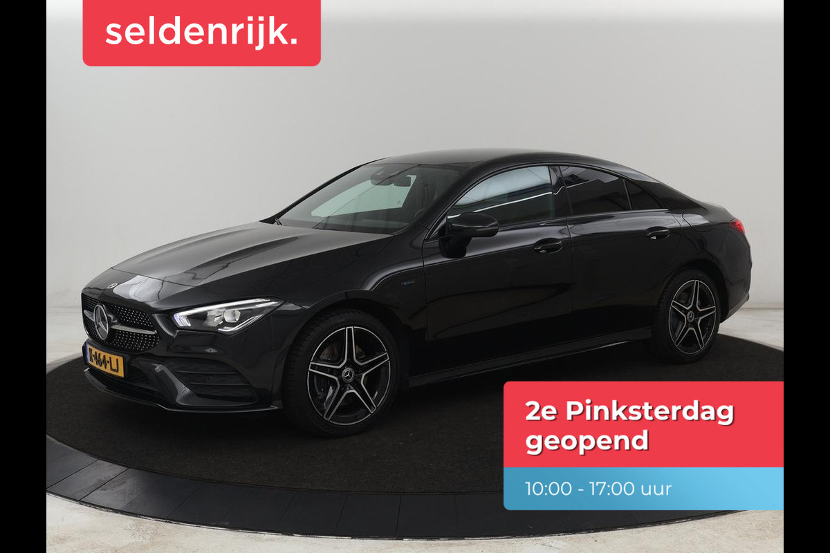 Mercedes-Benz CLA-Klasse 250e AMG | SOH 98% | Stoelverwarming | Widescreen | Sfeerverlichting | Full LED | Park Assist | Camera | Navigatie | Half leder | PHEV | Plug In