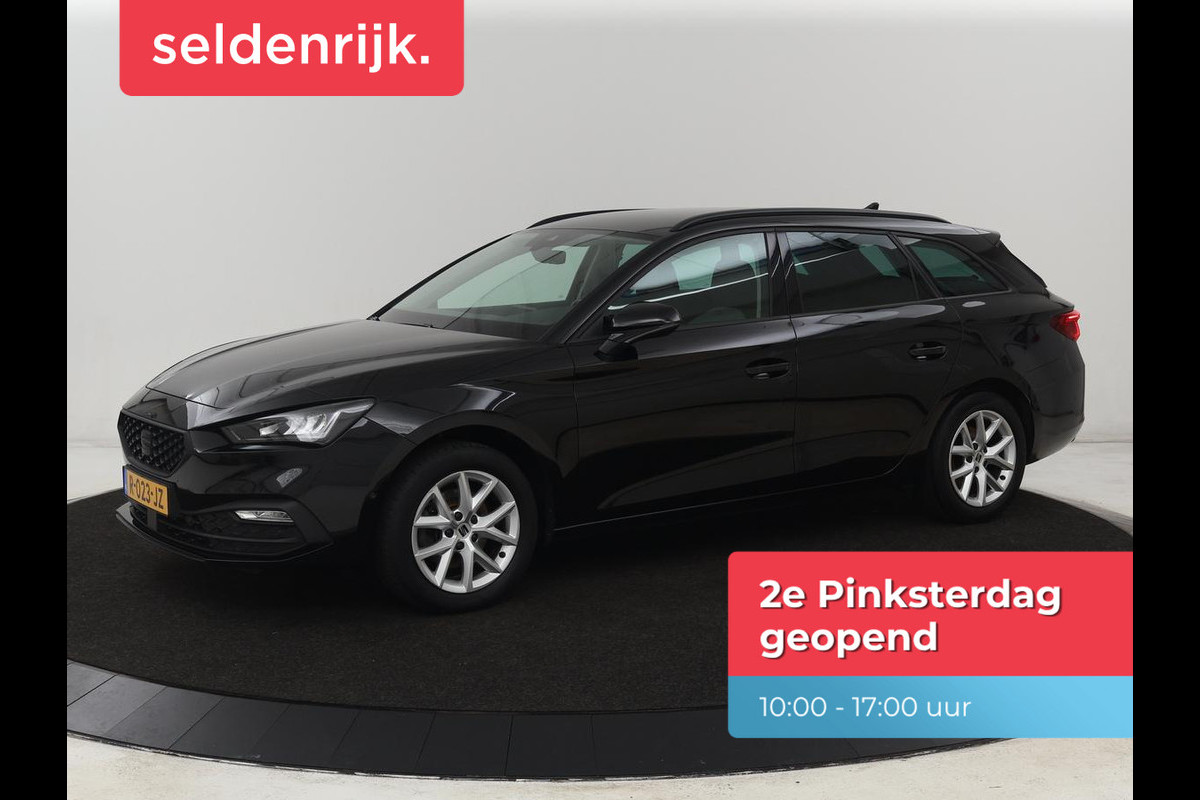 Seat Leon 1.0 TSI Style Intens | Trekhaak | Camera | Carplay | Navigatie | Adaptive cruise | DAB | Parkeerhulp | Full LED | Climate control