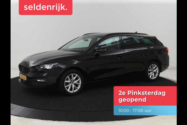 Seat Leon 1.0 TSI Style Intens | Trekhaak | Camera | Carplay | Navigatie | Adaptive cruise | DAB | Parkeerhulp | Full LED | Climate control