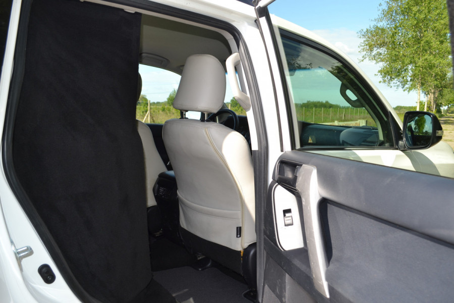 Toyota Land Cruiser 150 2.8 D-4D-F Comfort Window Van