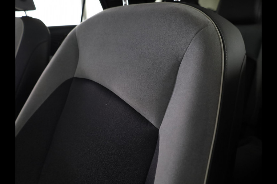 Volkswagen ID.3 First Max 58 kWh 204 PK | SoH 90,95 % | Navigatie | Camera | Panoramadak | Head-up Display |20 Inch | Erco Eleke sloel bestuurder |