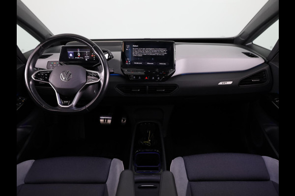 Volkswagen ID.3 First Max 58 kWh 204 PK | SoH 90,95 % | Navigatie | Camera | Panoramadak | Head-up Display |20 Inch | Erco Eleke sloel bestuurder |