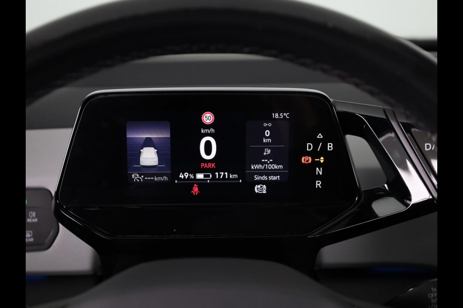 Volkswagen ID.3 First Max 58 kWh 204 PK | SoH 90,95 % | Navigatie | Camera | Panoramadak | Head-up Display |20 Inch | Erco Eleke sloel bestuurder |
