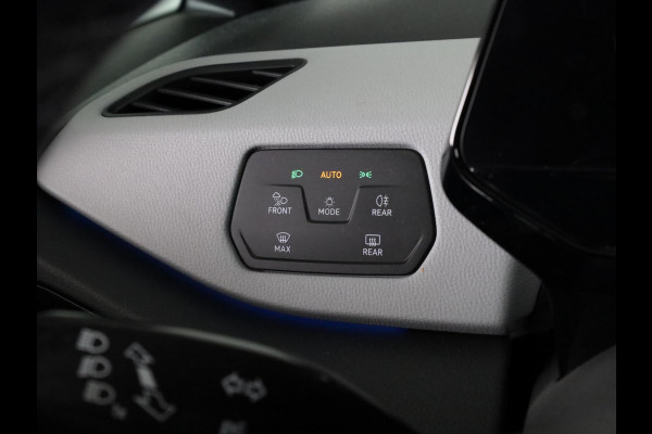 Volkswagen ID.3 First Max 58 kWh 204 PK | SoH 90,95 % | Navigatie | Camera | Panoramadak | Head-up Display |20 Inch | Erco Eleke sloel bestuurder |