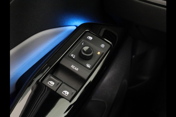 Volkswagen ID.3 First Max 58 kWh 204 PK | SoH 90,95 % | Navigatie | Camera | Panoramadak | Head-up Display |20 Inch | Erco Eleke sloel bestuurder |