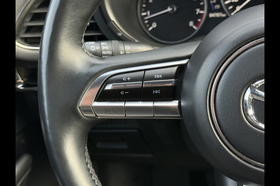Mazda 3 2.0 e-SkyActiv-X M Hybrid 180 Comfort | CarPlay | LED | HUD | DAB+ | Camera