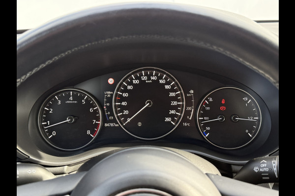 Mazda 3 2.0 e-SkyActiv-X M Hybrid 180 Comfort | CarPlay | LED | HUD | DAB+ | Camera